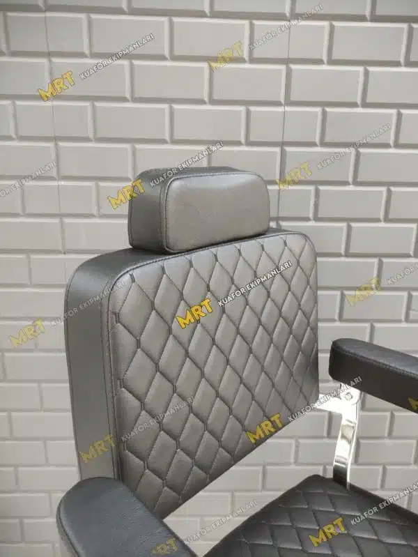 Berber Koltuğu MRT-130 Krom 10 Berber Koltuğu MRT-130 Krom yandan görünüm – dökme süngerli