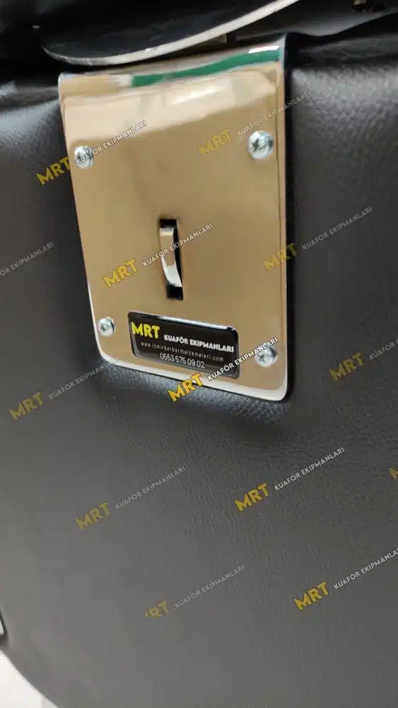Berber Koltuğu MRT-123 Krom 16 Berber Koltuğu MRT-123 Krom genel görünüm – dökme süngerli