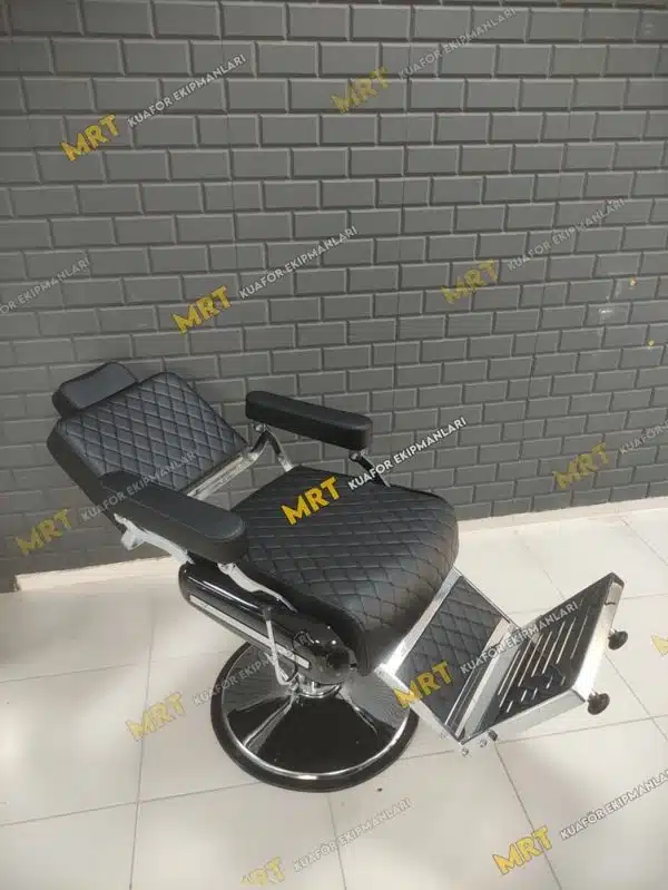 Berber Koltuğu MRT-130 Krom 7 Berber Koltuğu MRT-130 Krom yakından görünüm – dökme süngerli