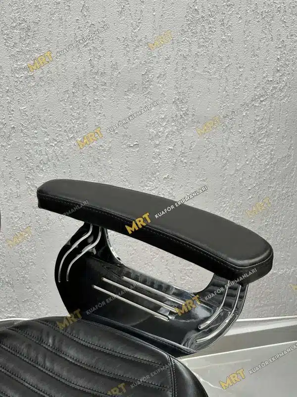 Berber Koltuğu MRT-125 12 Berber Koltuğu MRT-125 yakından görünüm – dökme süngerli