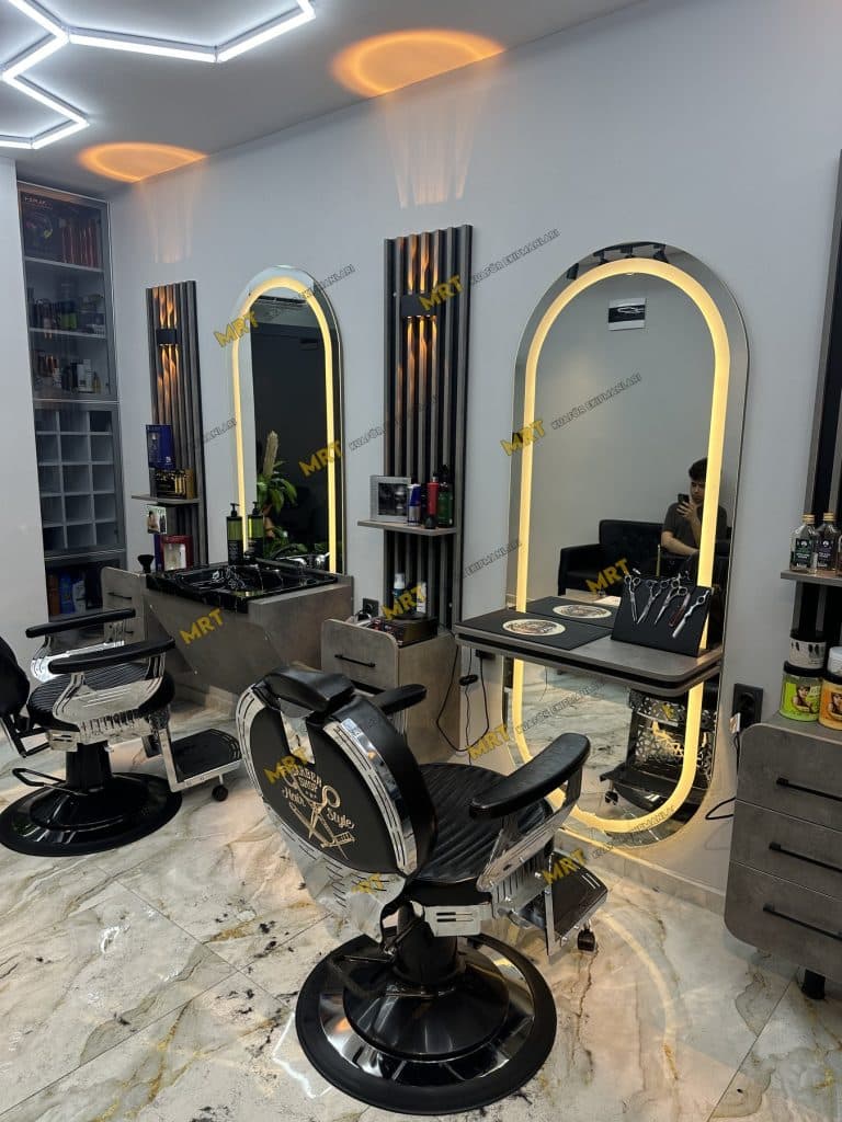 Pınarbaşı’nda Yeni Açılan Erkek Kuaförü: Umut Çiçek Bey’in Salon Kurulumu